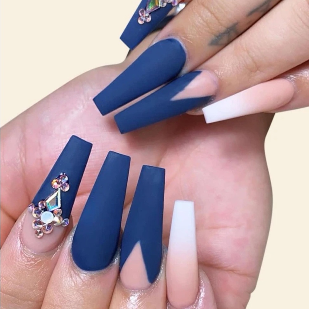 24pc Fake Press On Nails 💅🏼